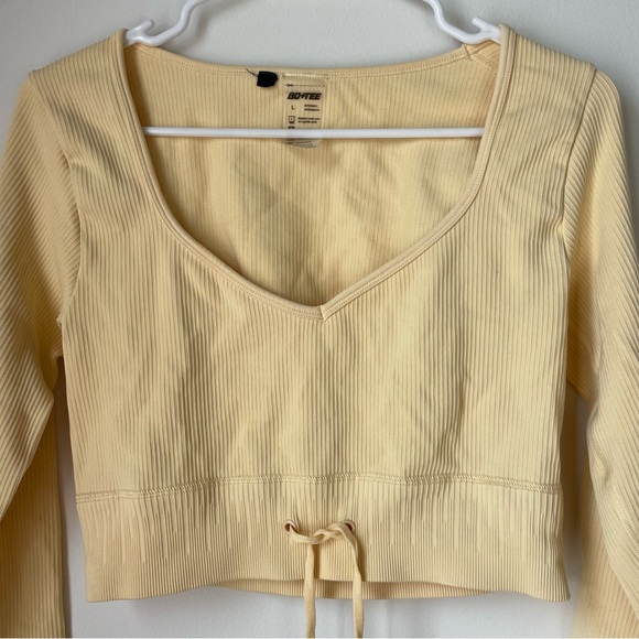 Bo + Tee Ribbed Long Sleeve Active Crop Top - Picture 4 of 7